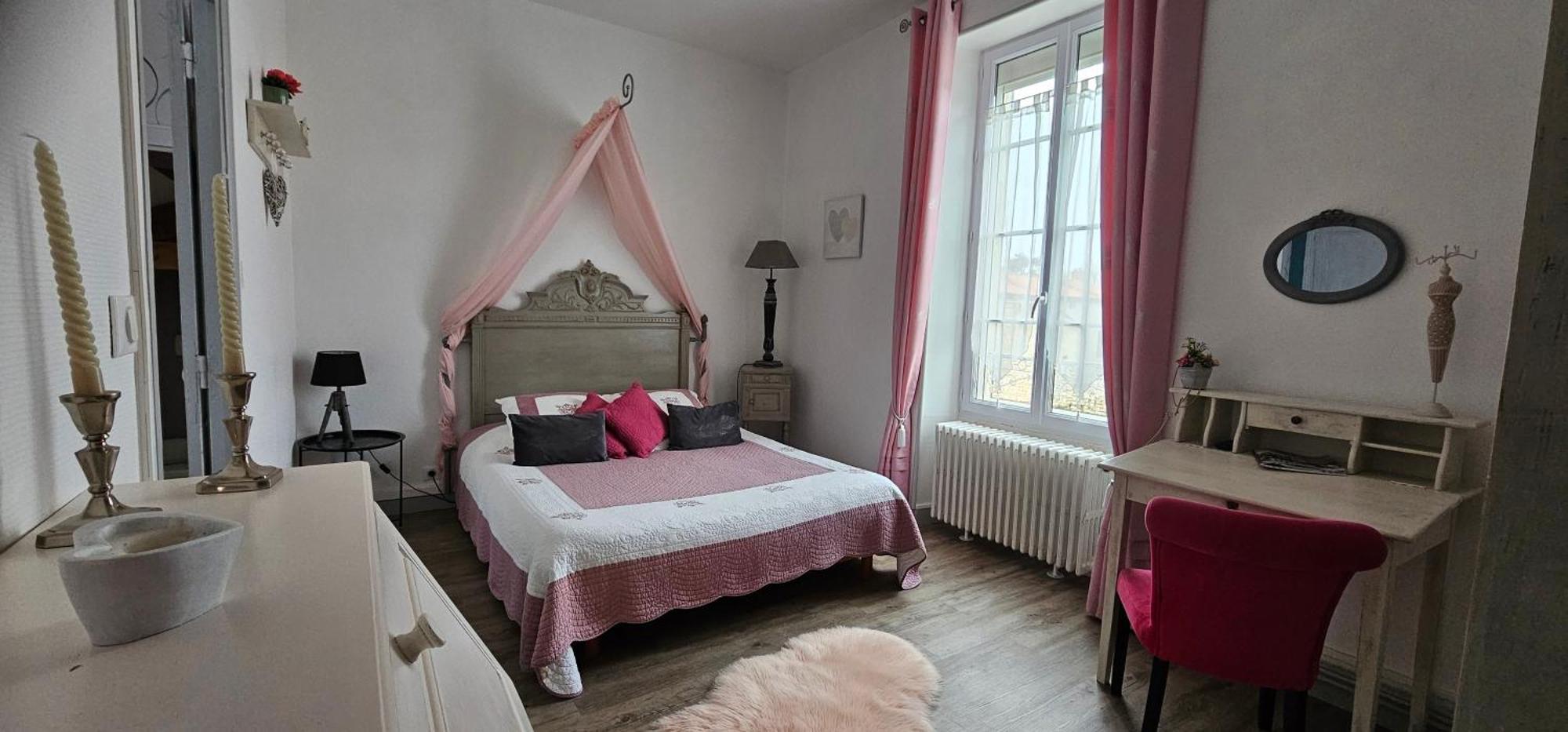 La Maison De Venus Luçon Exteriör bild